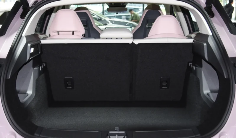 
								Lynk & Co 06 EM-P full									